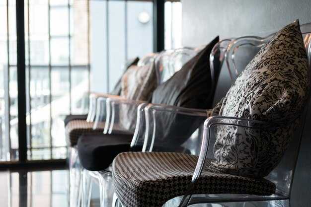 Family Friendly and Accessibility: Kids, Mobility Aids, and Seating Arrangements