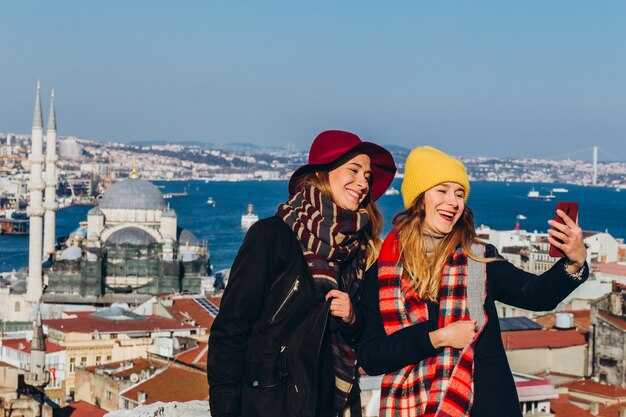 Transit Logistics: From IST or SAW to the City and Back