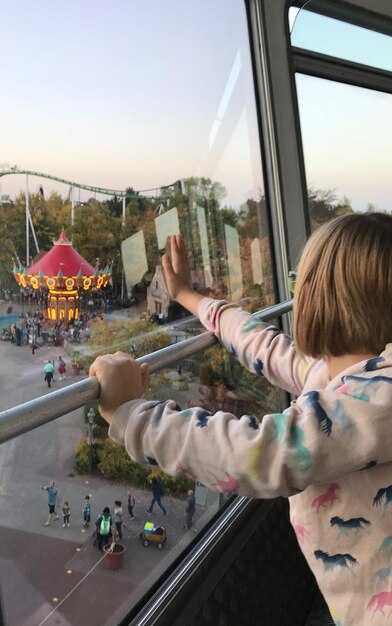 LEGO-themed design approach: attractions, interactive zones, and collaboration with local studios