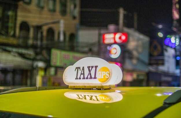 Taxis in Istanbul: Safety Tips and Precautions for Travelers; Typical fare ranges by route and time