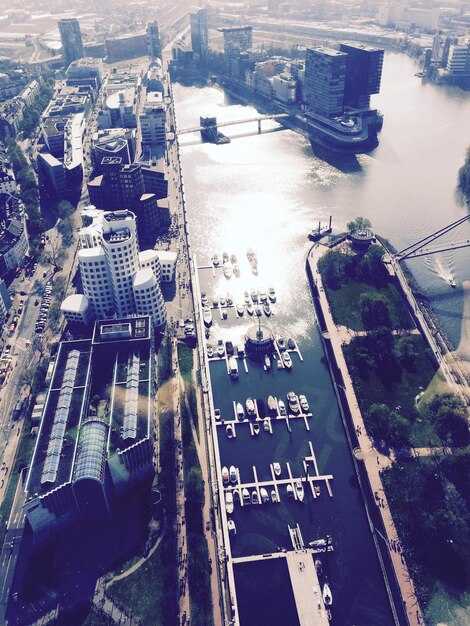 2024年 世界で最も接続性の高い空港トップ10 – ロンドン・ヒースロー空港が首位 2024年 世界で最も接続性の高い空港トップ10 – ロンドン・ヒースロー空港が首位