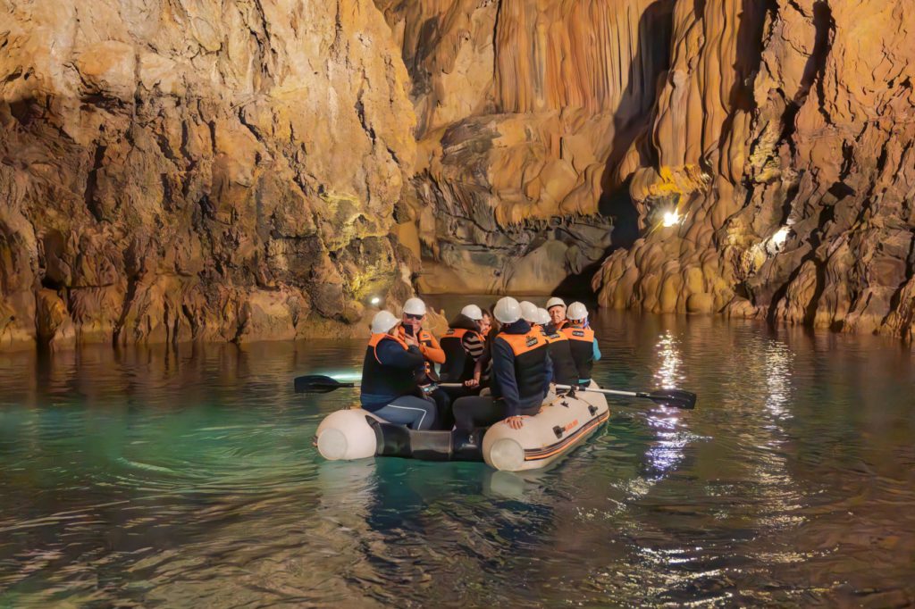 Unveiling the Enchantment of Altınbeşik Lake Cavern in Antalya