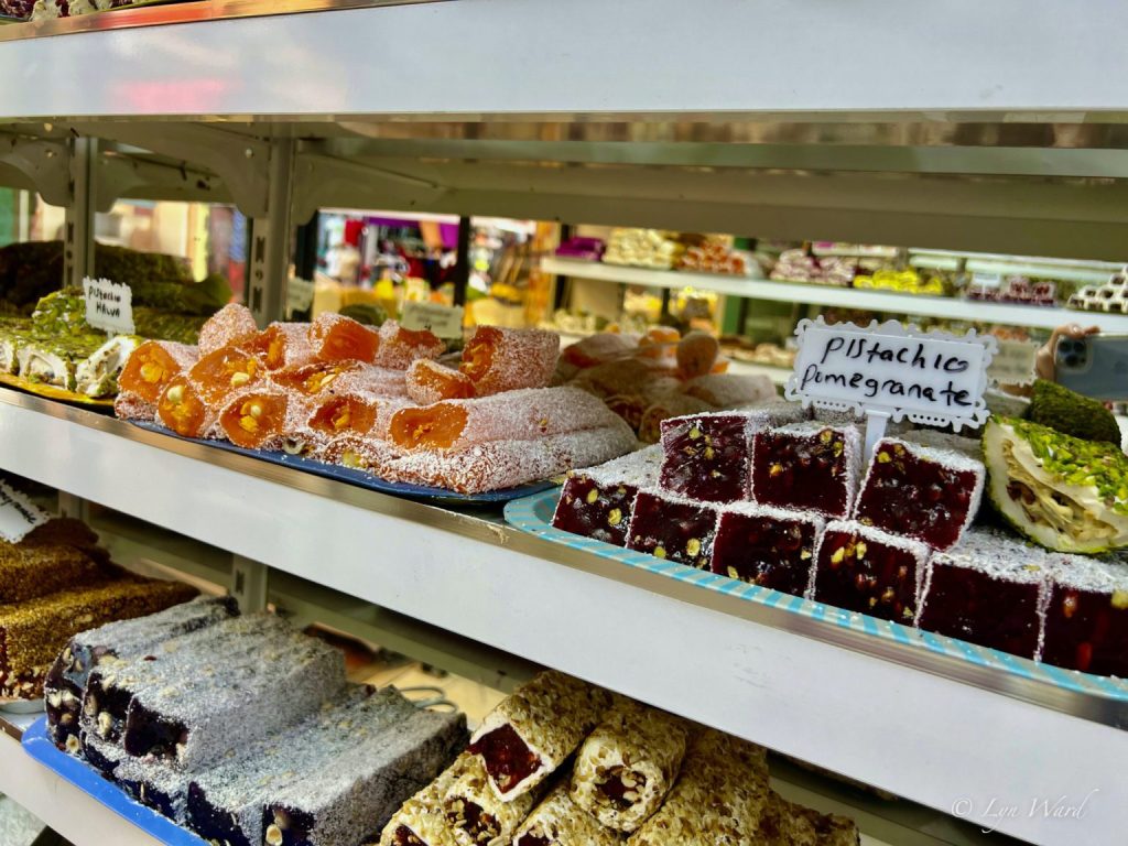 Unveiling the Tempting World of Turkish Delight in Istanbul