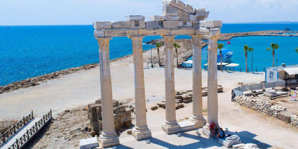 Discover the Top 10 Attractions and Experiences in Turkey
