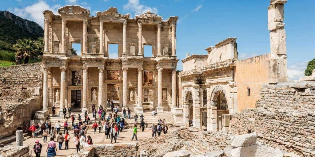 Chronicles of Ephesus: From Ancient Roots to Roman Heights