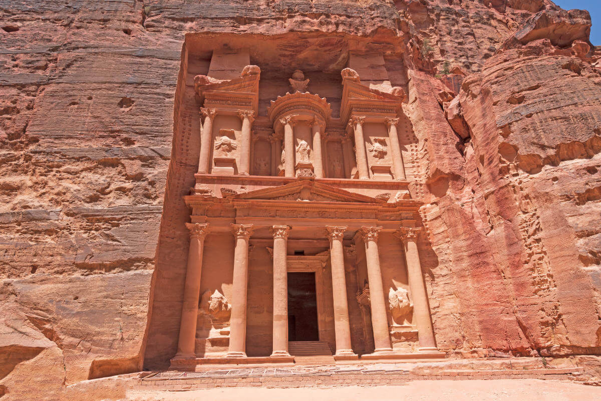 Discover the Leading Travel Agencies in the USA to Transform Your Journeys