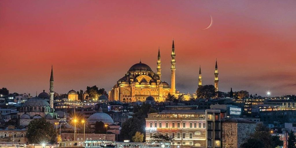 Choosing the Right Tour Operator in Turkey: Best Options Reviewed