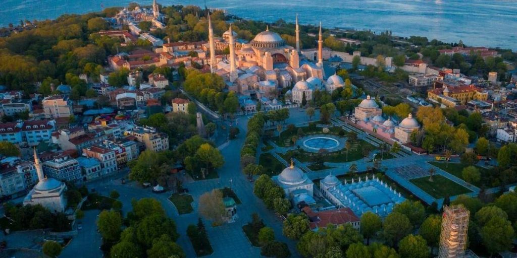 Understanding the Costs of Touring Turkey: Your Guide to Budgeting for Travel