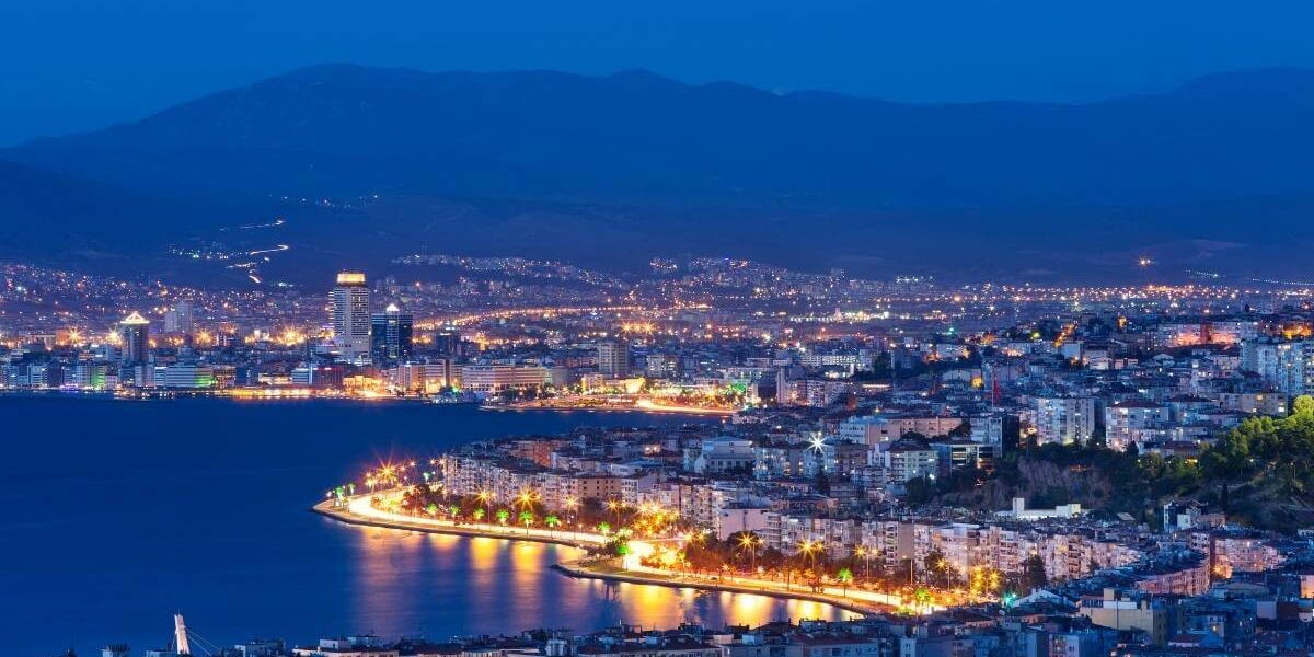 Traveling from Izmir to Cappadocia: Your Ultimate Guide to Flights, Buses, and More